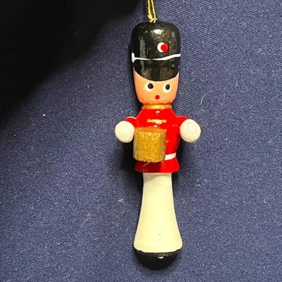 VTG Wooden Drummer Christmas Ornament Avon Gift Collection 3.25" - Picture 1 of 15